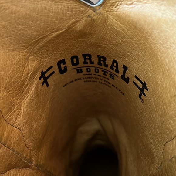 Cowboy boots corral size 8 - Picture 3 of 7